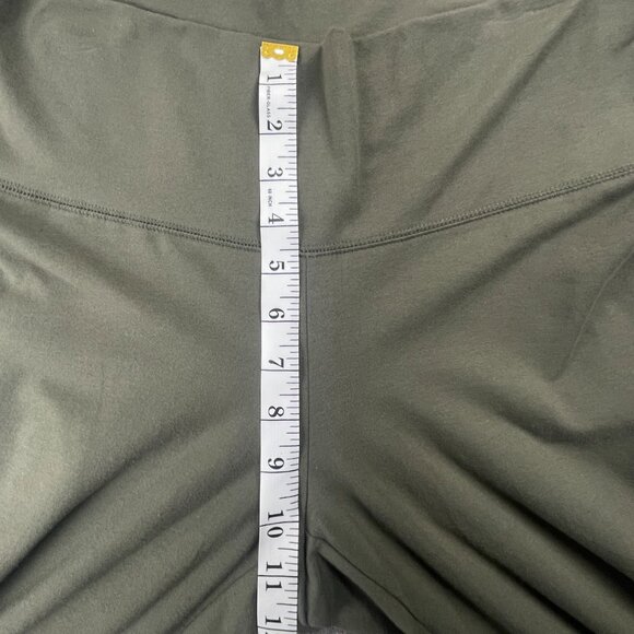Wild Fable Yoga Pants Flared Bottom Olive color Size L - Picture 6 of 8